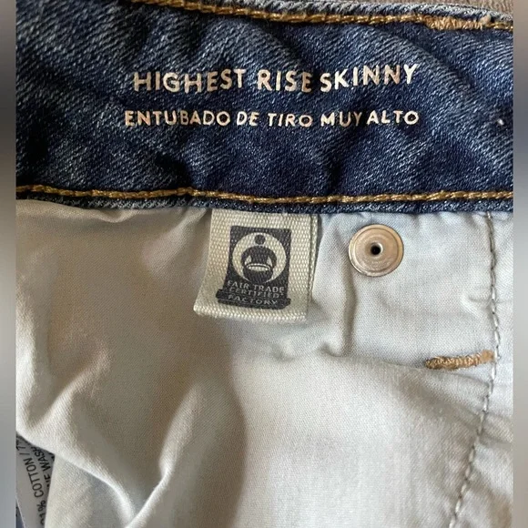 Universal Thread High Rise Jeans - Picture 5 of 7